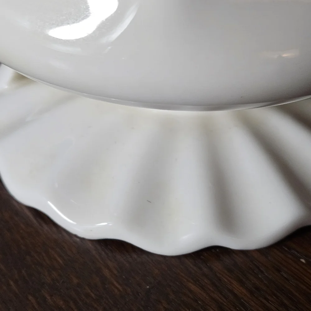 Graces Teaware White Porcelain Footed Sugar Bowl.